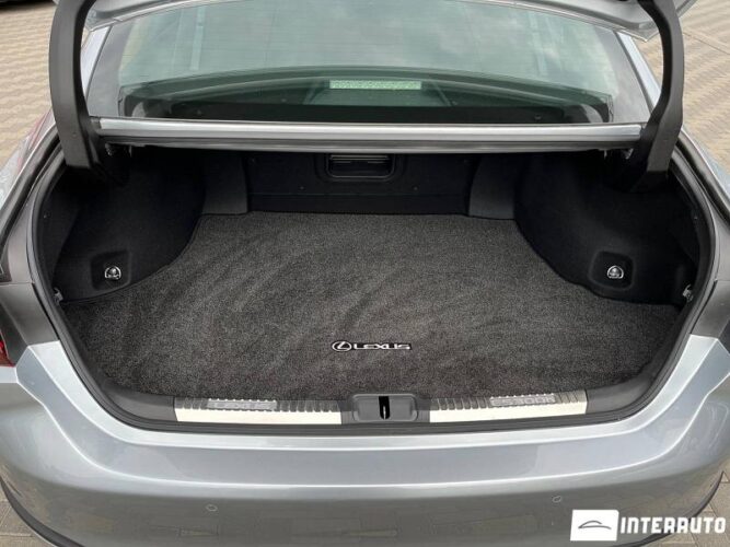 Lexus ES 300h 59 interauto-car