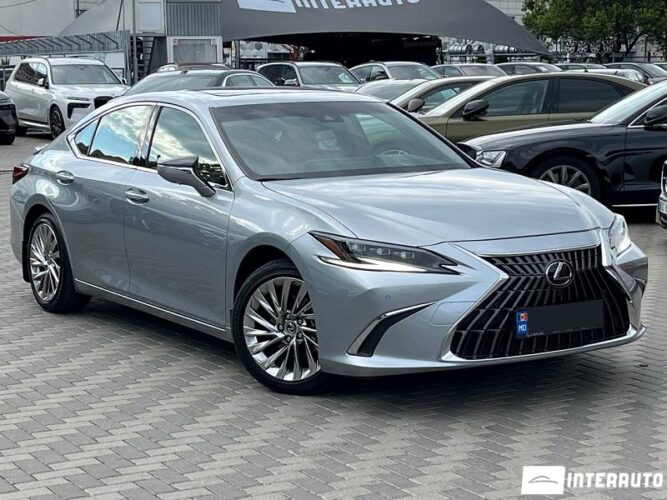 Lexus ES 300h 38 interauto-car