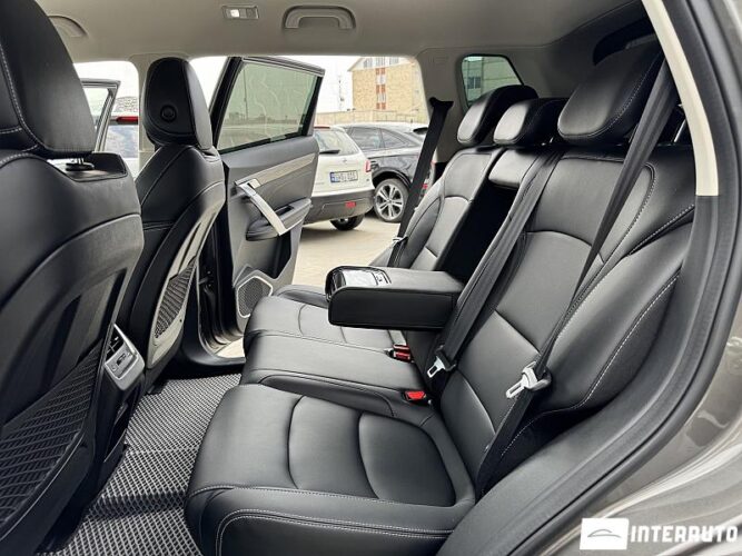 Geely Atlas Pro 42 interauto-car