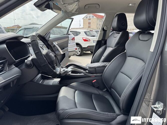 Geely Atlas Pro 35 interauto-car