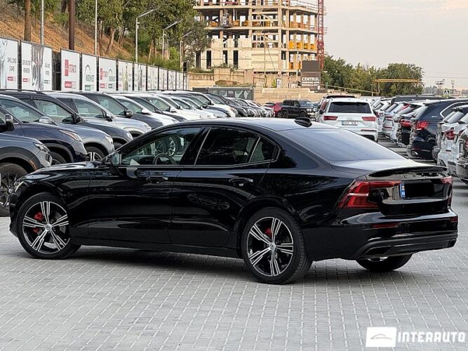 Volvo S 60 38 interauto-car