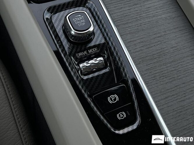 Volvo S 60 46 interauto-car