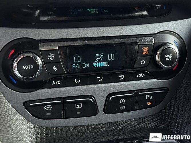 Ford Tourneo Connect 42 interauto-car