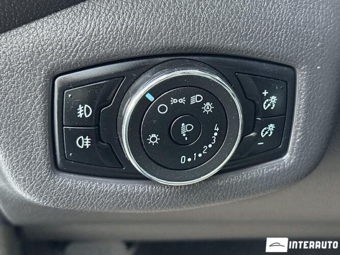 Ford Tourneo Connect 51 interauto-car