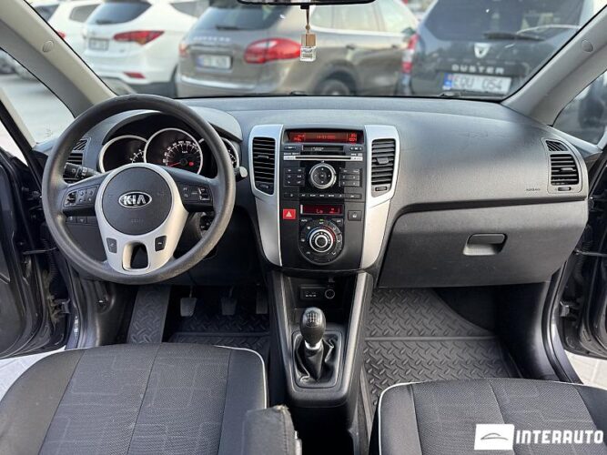 Kia Venga 33 interauto-car