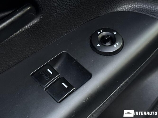 Kia Venga 43 interauto-car