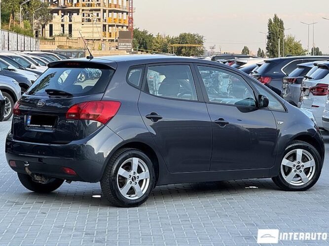 Kia Venga 30 interauto-car