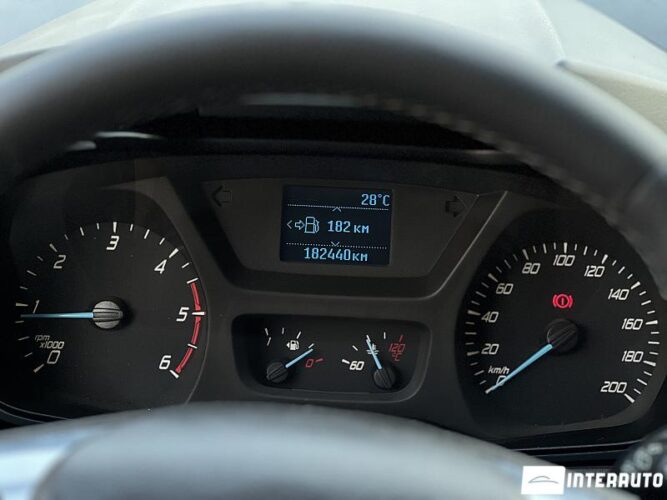 Ford Transit 38 interauto-car