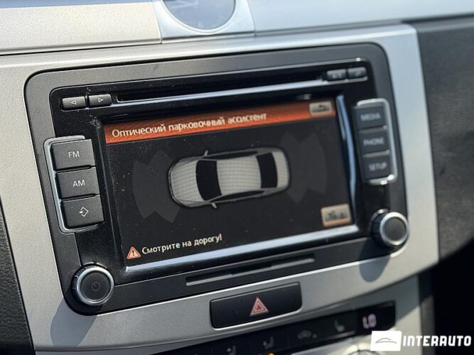 Volkswagen Passat 41 interauto-car