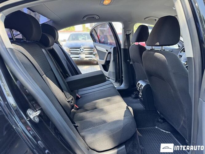 Volkswagen Passat 46 interauto-car