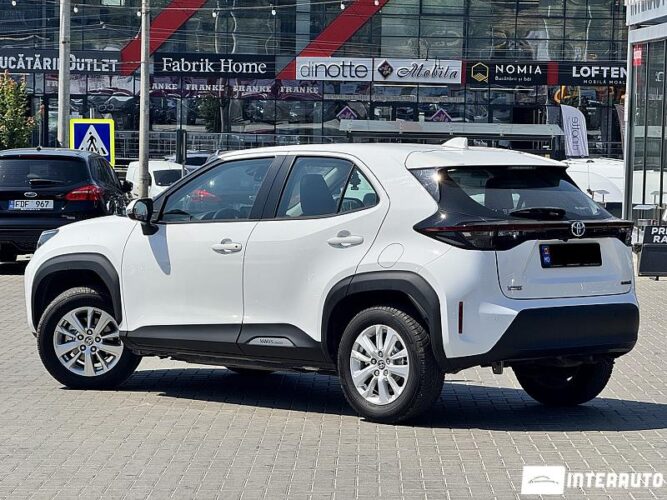 Toyota Yaris Cross 33 interauto-car