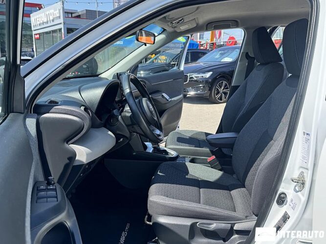 Toyota Yaris Cross 34 interauto-car