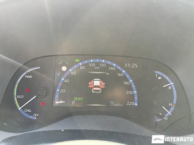 Toyota Yaris Cross 37 interauto-car