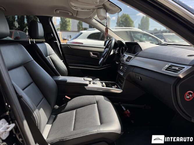 Mercedes E 200 47 interauto-car