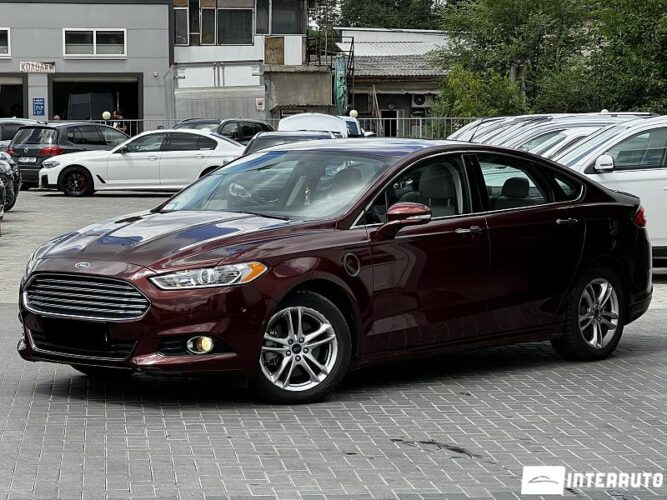 Ford Fusion 33 interauto-car