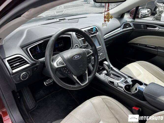 Ford Fusion 37 interauto-car