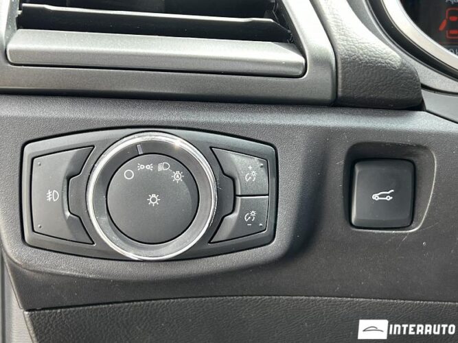 Ford Fusion 49 interauto-car