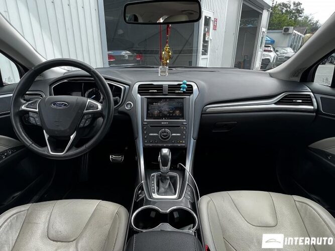 Ford Fusion 47 interauto-car