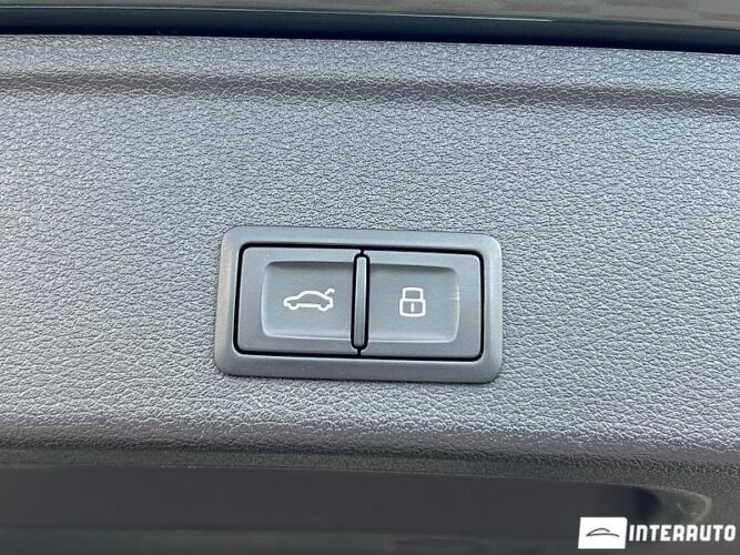 Audi A4 Allroad 53 interauto-car