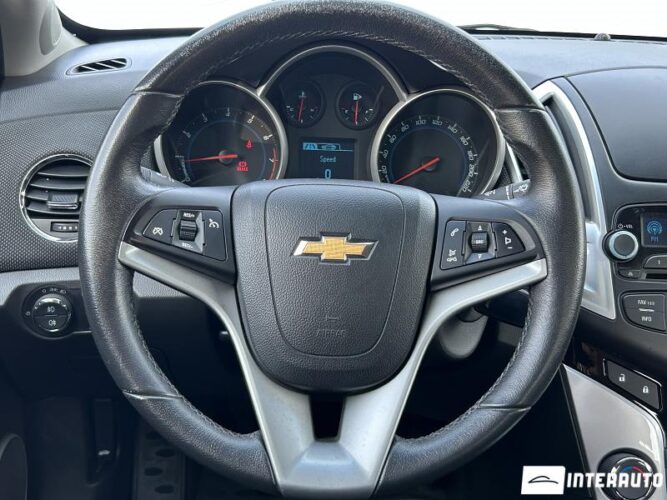 Chevrolet Cruze 37 interauto-car