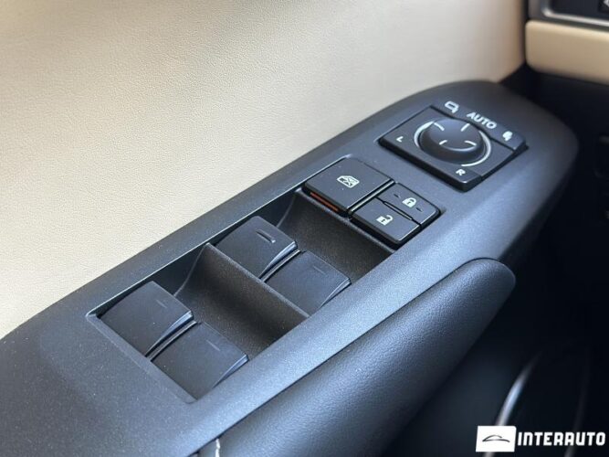 Lexus NX 300H 37 interauto-car