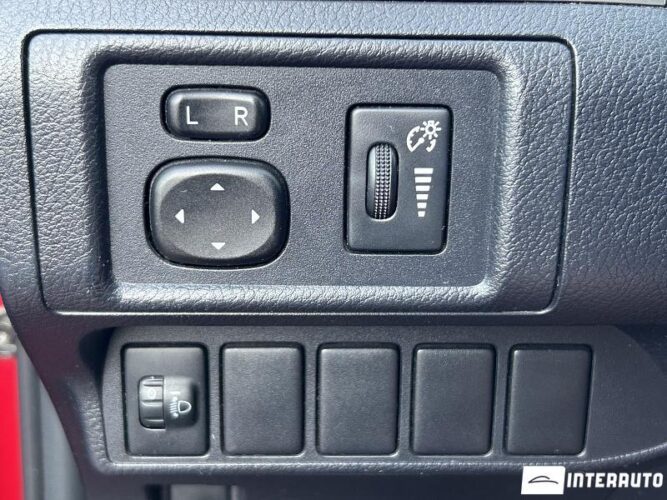 Lexus CT 200h 38 interauto-car