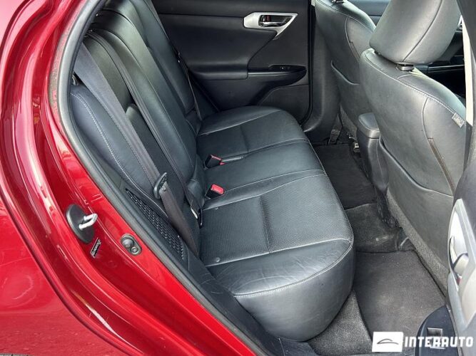 Lexus CT 200h 45 interauto-car