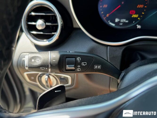 Mercedes GLC 300de 42 interauto-car