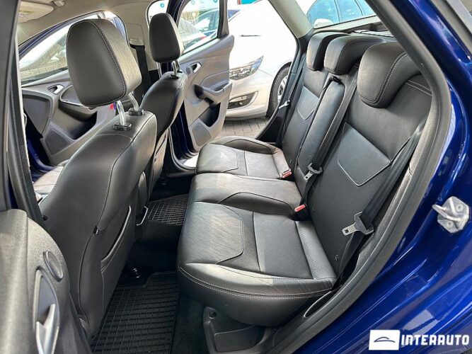 Ford Focus 49 interauto-car