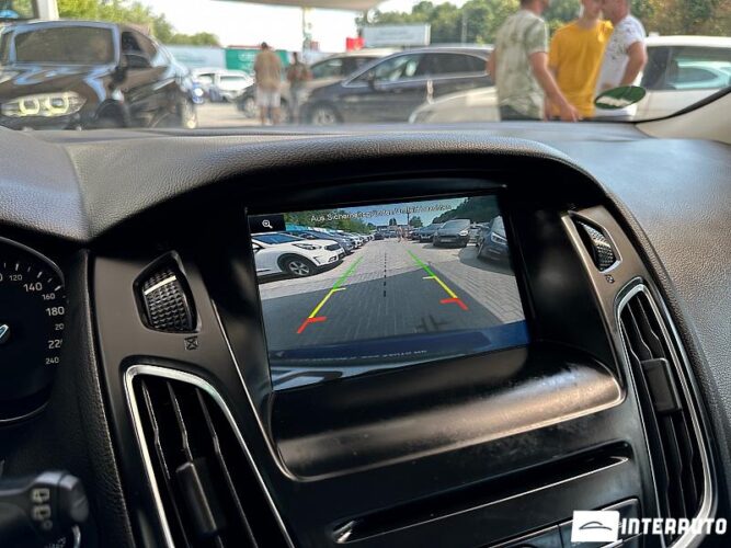 Ford Focus 42 interauto-car