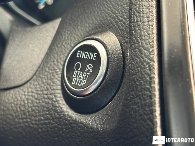 Ford Focus 44 interauto-car