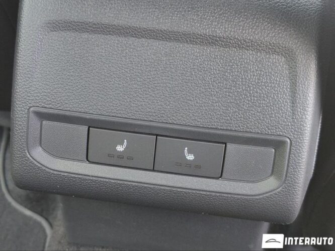 Volkswagen Jetta GLI 50 interauto-car