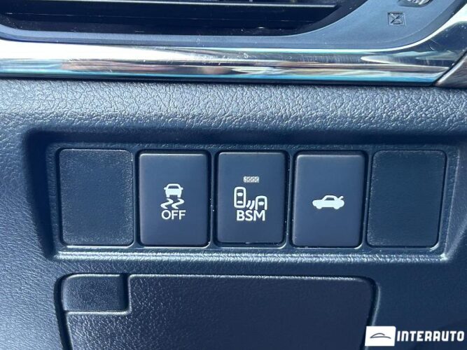 Toyota Avalon 41 interauto-car