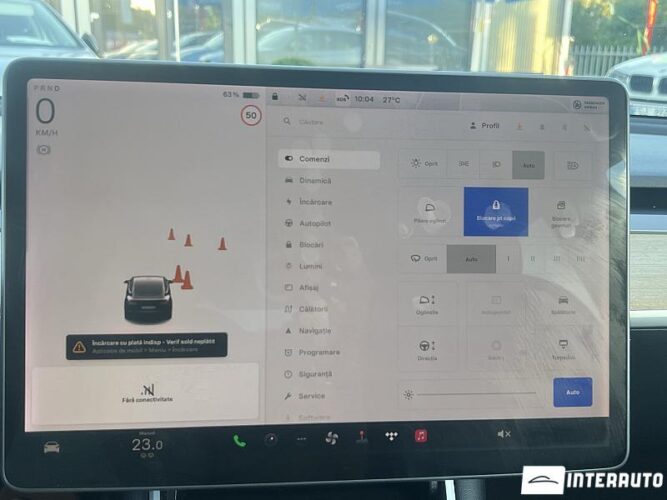 Tesla Model 3 39 interauto-car