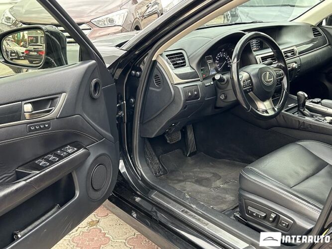 Lexus GS 300h 32 interauto-car