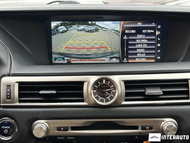 Lexus GS 300h 38 interauto-car
