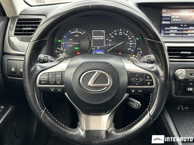 Lexus GS 300h 36 interauto-car