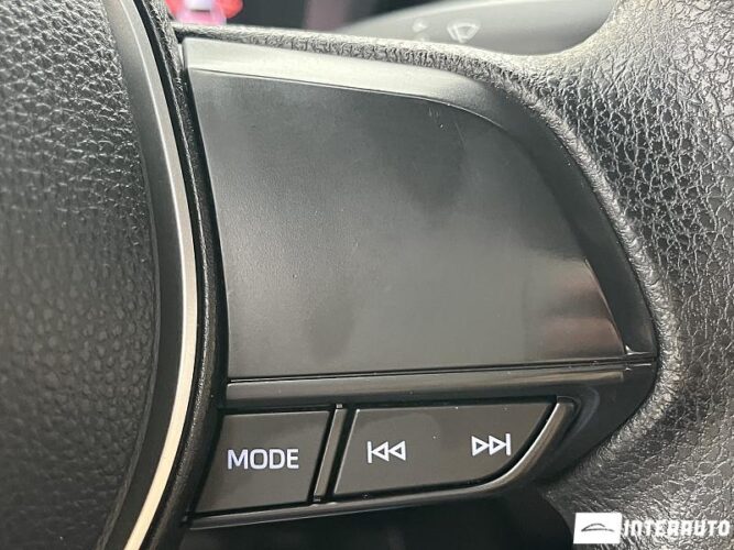 Toyota Corolla 37 interauto-car