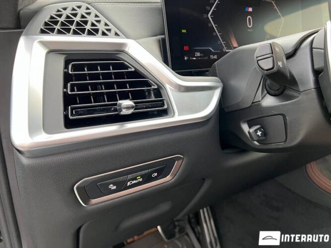 BMW X7 4.0d 46 interauto-car