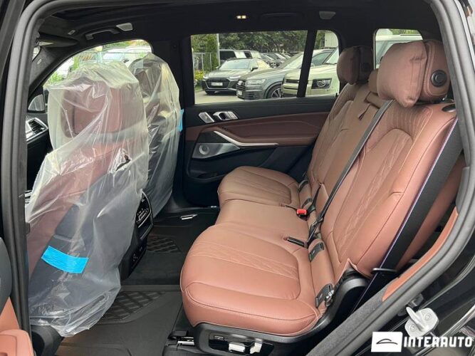 BMW X7 4.0d 51 interauto-car