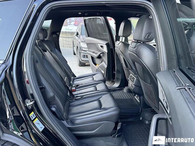 Audi Q7 50 interauto-car