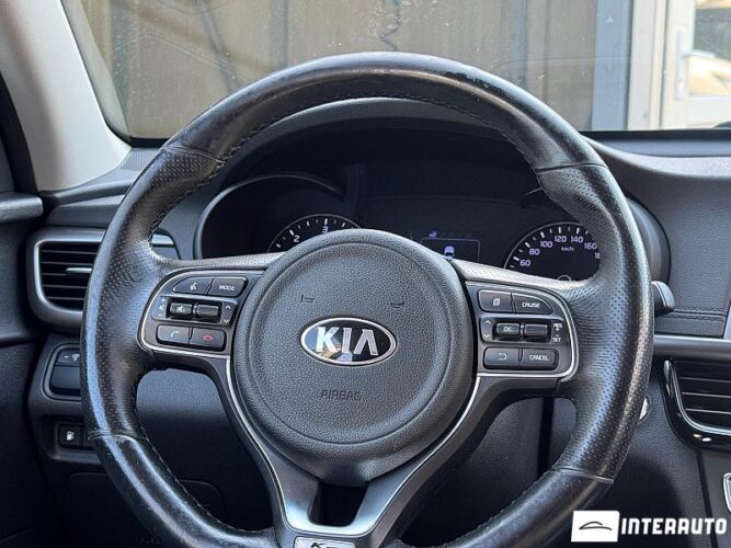 Kia Optima 33 interauto-car