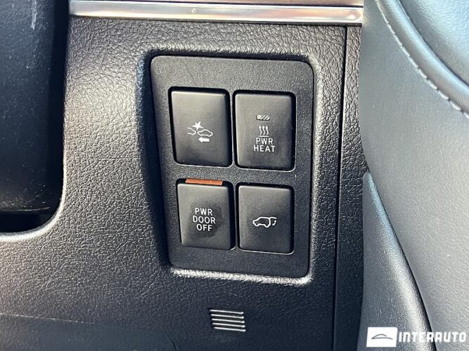 Toyota Land Cruiser 58 interauto-car