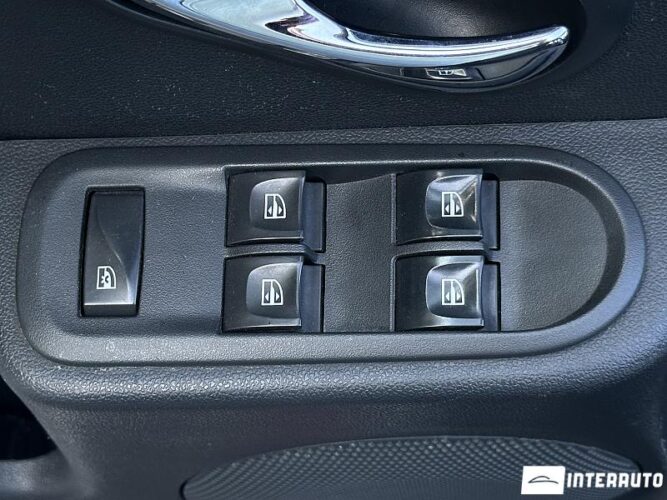 Dacia Duster 47 interauto-car