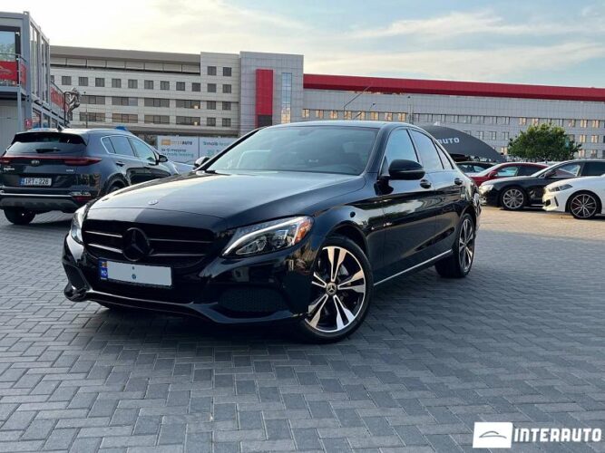 Mercedes C 300 26 interauto-car