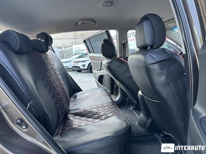 Kia Sportage 44 interauto-car