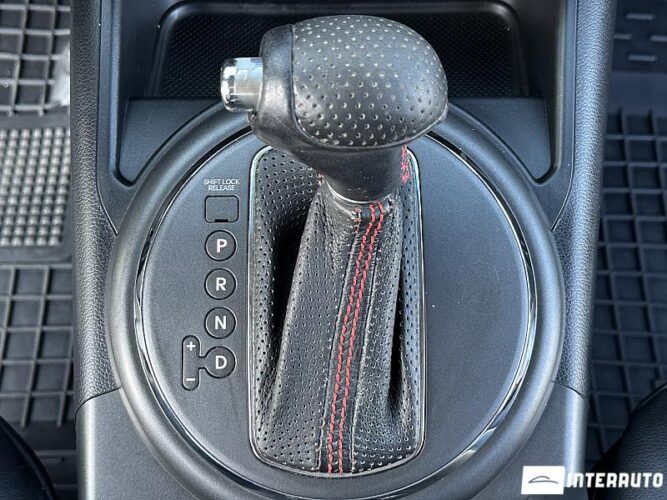 Kia Sportage 42 interauto-car