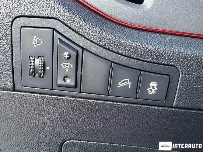 Kia Sportage 48 interauto-car