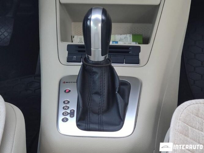 Volkswagen Tiguan 41 interauto-car