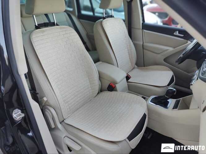 Volkswagen Tiguan 34 interauto-car